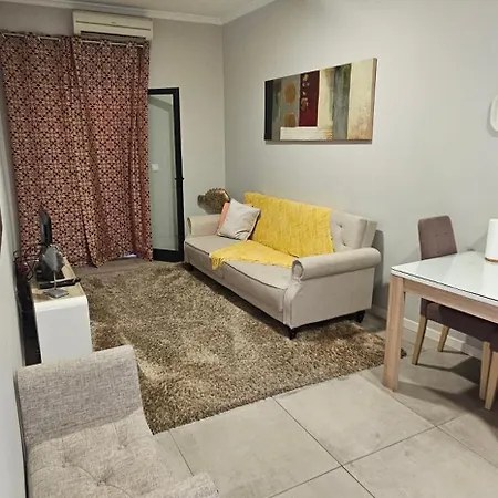 Canavial Terrace@heart Of Appartement