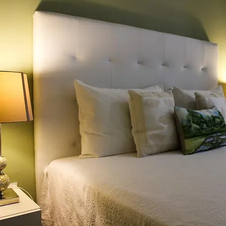 Canavial Terrace@heart Of * Funchal (Madeira)