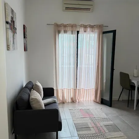 Canavial Terrace@heart Of דירה